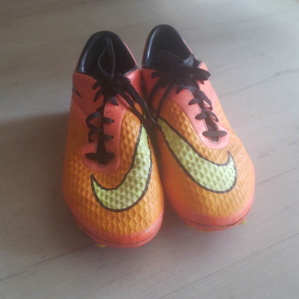 Nike Hipervenom shoes